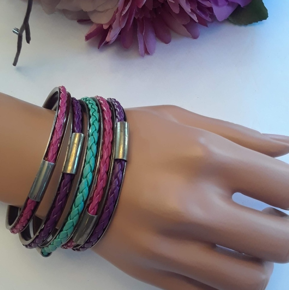 Multi Color Antique Gold Bangle Bracelets